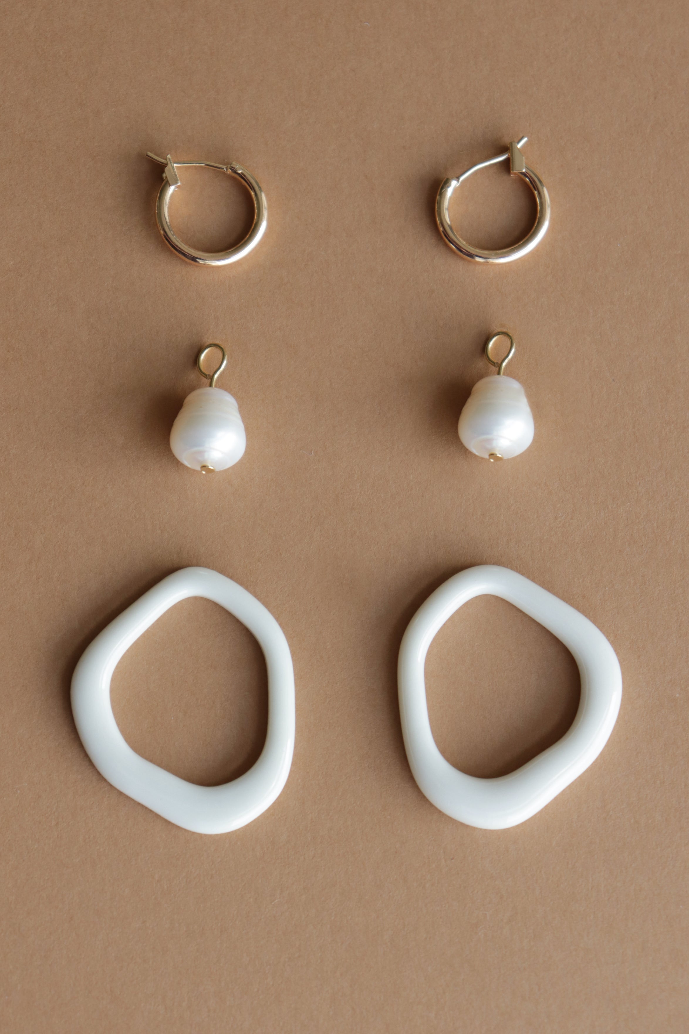 Arp Pearl Hoops