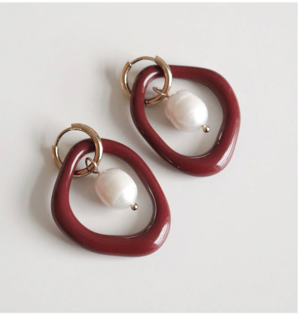 Arp Pearl Hoops